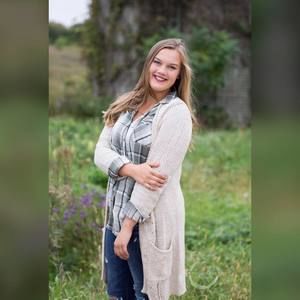 Meet your Posher, Abby